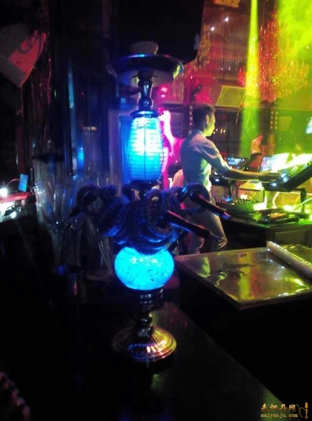 第一次抽水烟的感觉 文章转载请注明:酒吧慢摇吧ktv夜店抽的烟壶是?